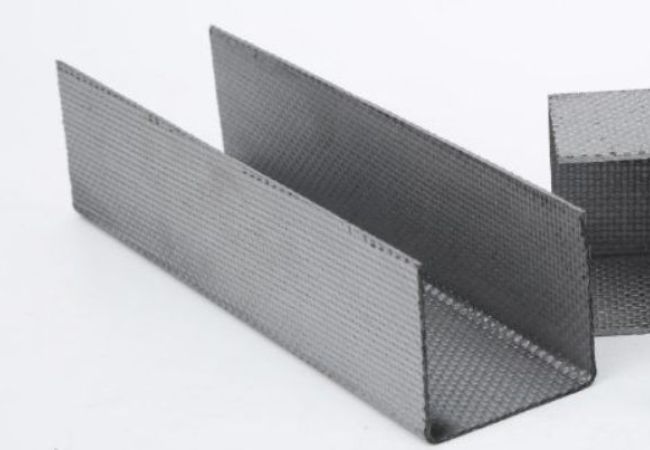 2D U shaped channel 650 450